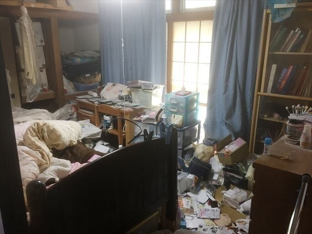 実家にある遺品と家財整理-1